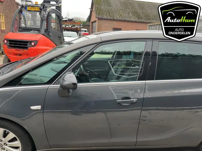 Portier 4Deurs links-voor Opel Zafira C