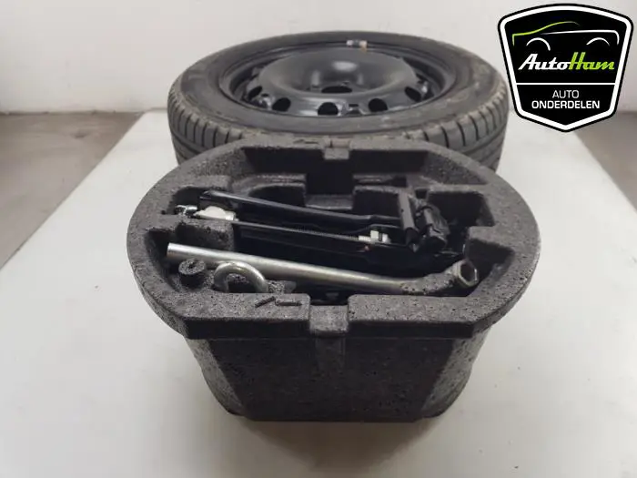 Krikset + reservewiel Skoda Fabia