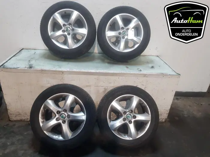 Sportvelgenset + banden Skoda Fabia