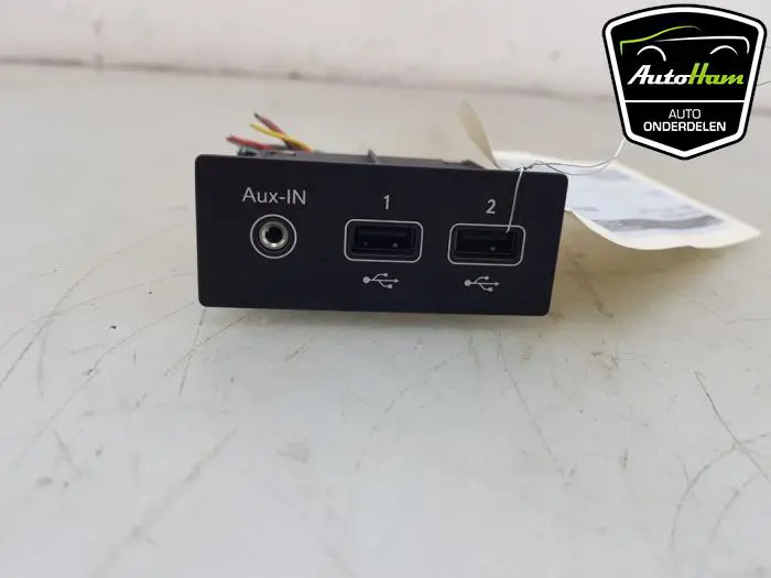 AUX/USB aansluiting Renault Twingo