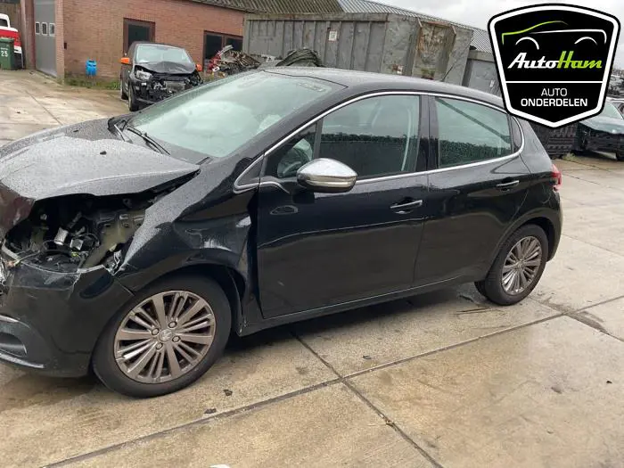Sportvelgenset + banden Peugeot 208