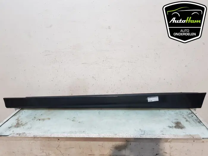 Zijskirt links BMW 3-Serie