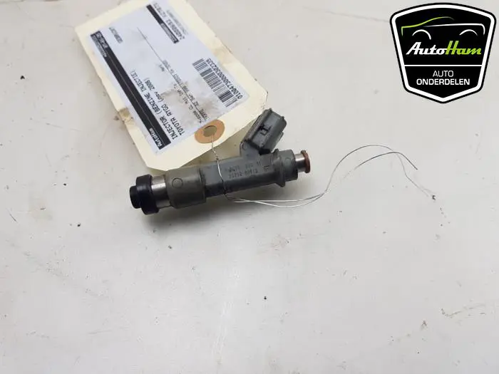 Injector (benzine injectie) Toyota Aygo