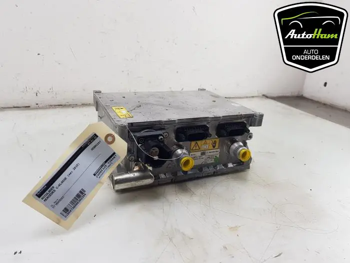 Acculader Mercedes C-Klasse