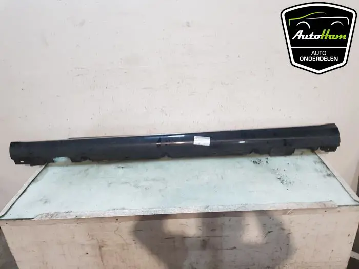 Zijskirt links Mercedes C-Klasse