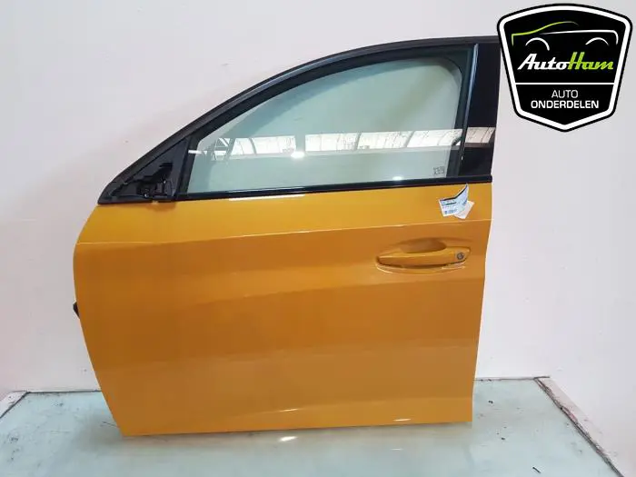 Portier 4Deurs links-voor Peugeot 208