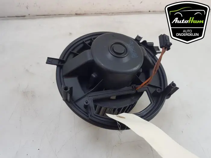 Kachel Ventilatiemotor Volkswagen Golf