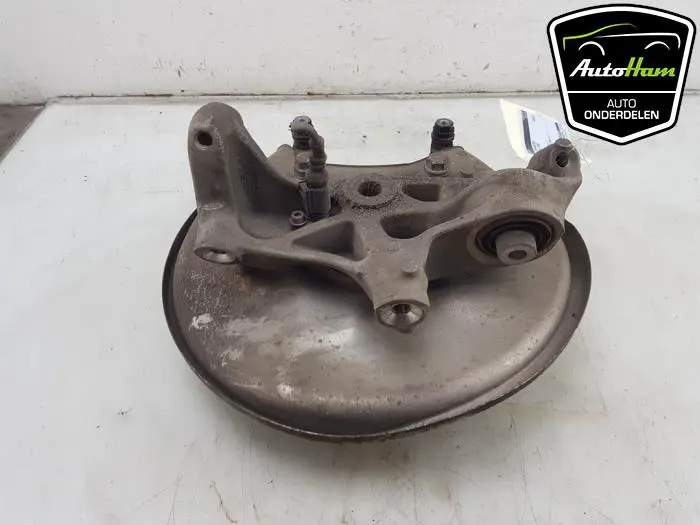 Fusee links-achter Audi A4