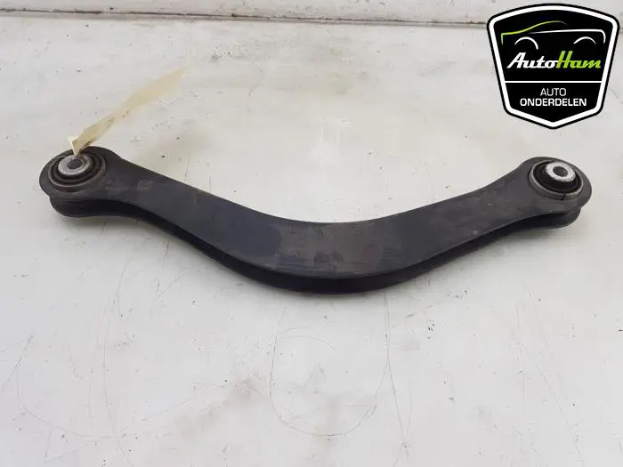 Reactiestang links-achter Audi A4