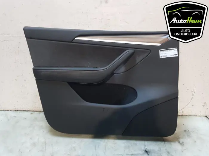 Portierbekleding 4Deurs links-voor Tesla Model Y