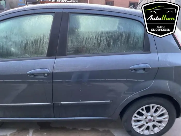 Portier 4Deurs links-achter Fiat Punto