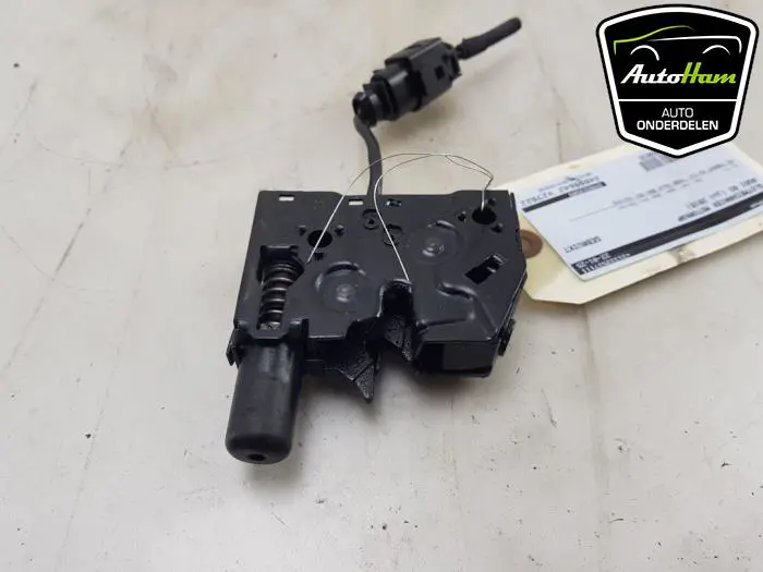 Slotmechaniek Motorkap Audi A3
