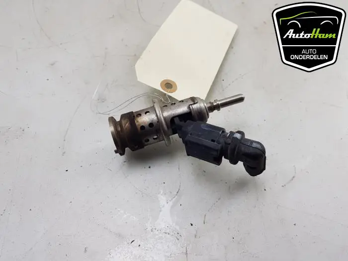 Adblue injector Opel Combo