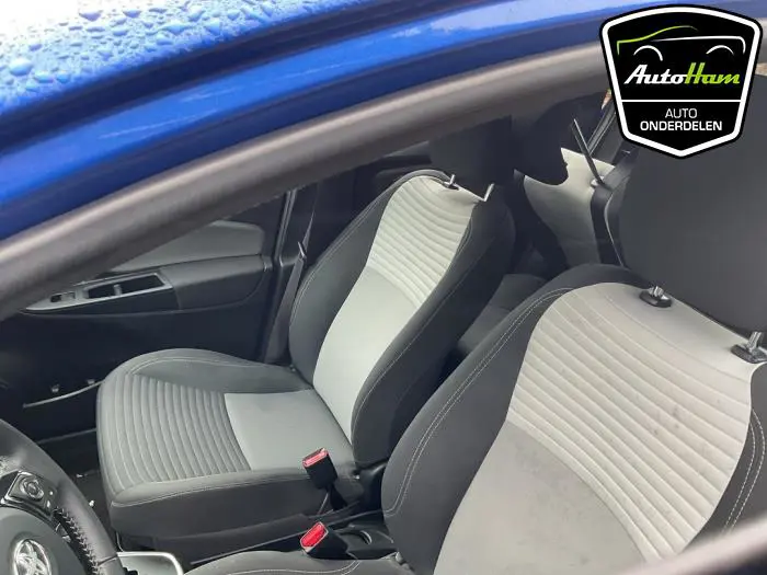 Stoel Bekleding rechts Toyota Yaris