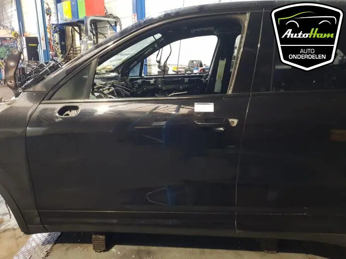 Portier 4Deurs links-voor Porsche Cayenne