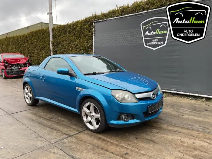 Voorbumper Opel Tigra