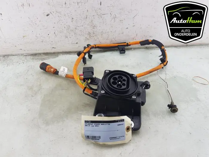 Oplaadpunt stekker aansluiting BMW X5