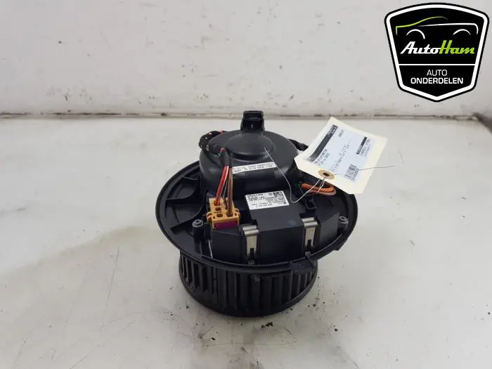 Kachel Ventilatiemotor Volkswagen Tiguan