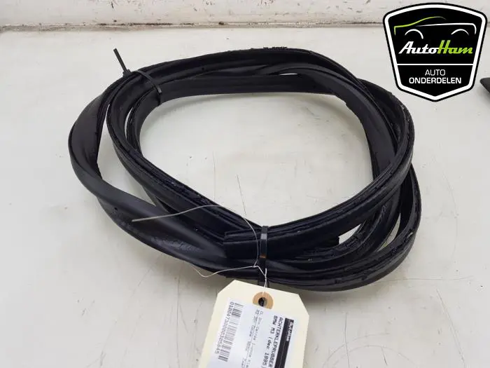 Achterkleprubber BMW M3