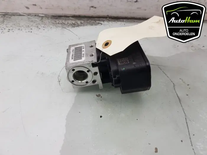Kleppenblok hydraulisch Audi E-Tron