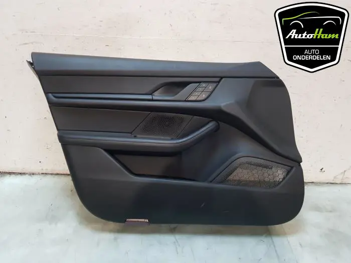 Portierbekleding 4Deurs links-voor Porsche Taycan