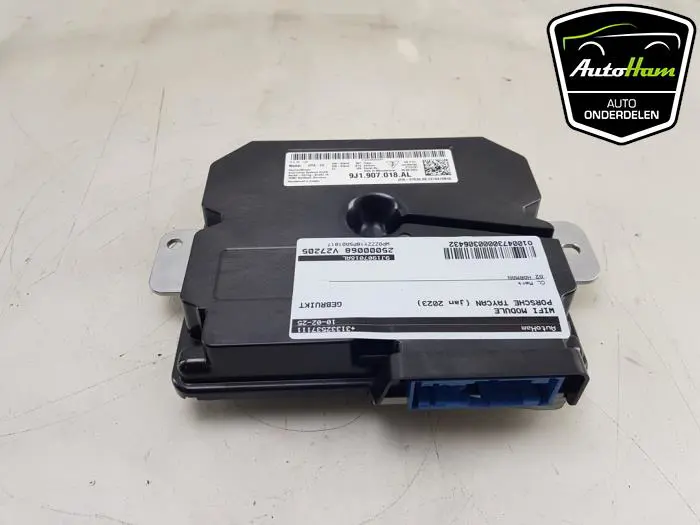 WiFi module Porsche Taycan