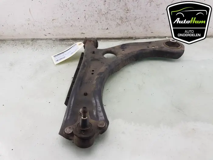 Draagarm links-voor Seat Ibiza