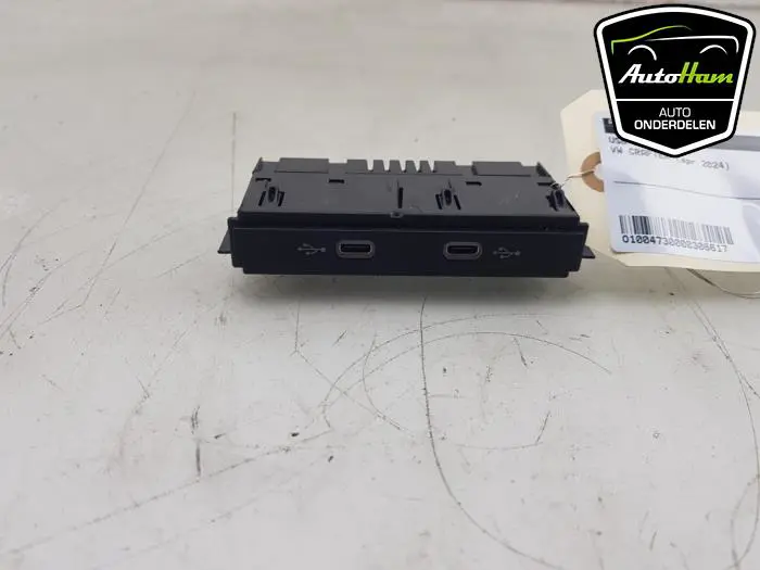 USB module Volkswagen E-Crafter