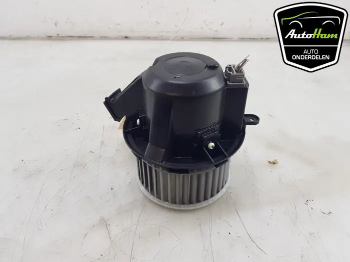 Kachel Ventilatiemotor Renault Twingo