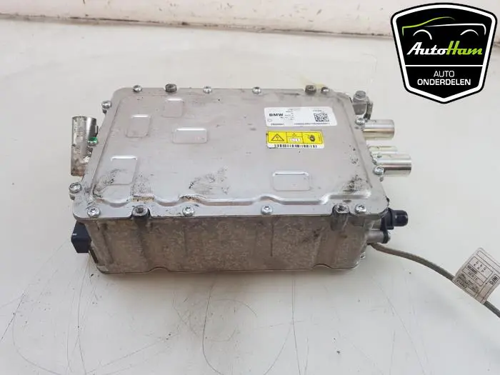 Acculader BMW X5
