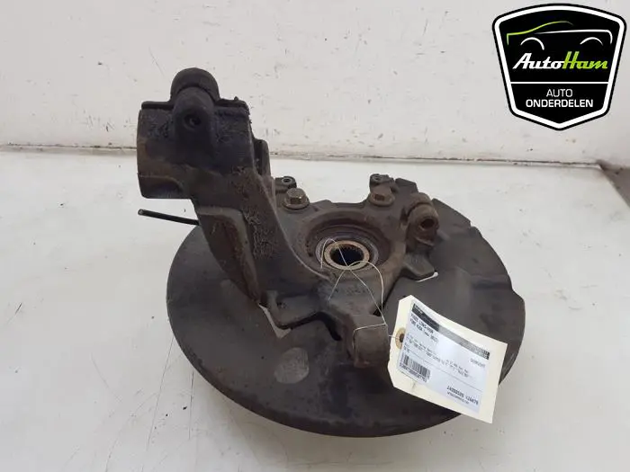 Fusee links-voor Ford Kuga