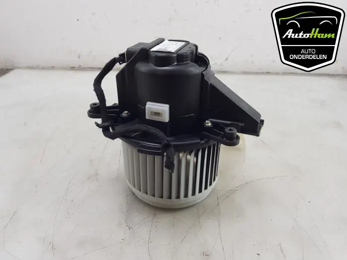 Kachel Ventilatiemotor Peugeot Partner