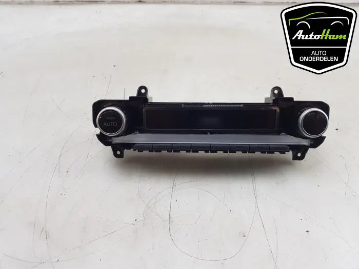 Kachel Bedieningspaneel Toyota Yaris