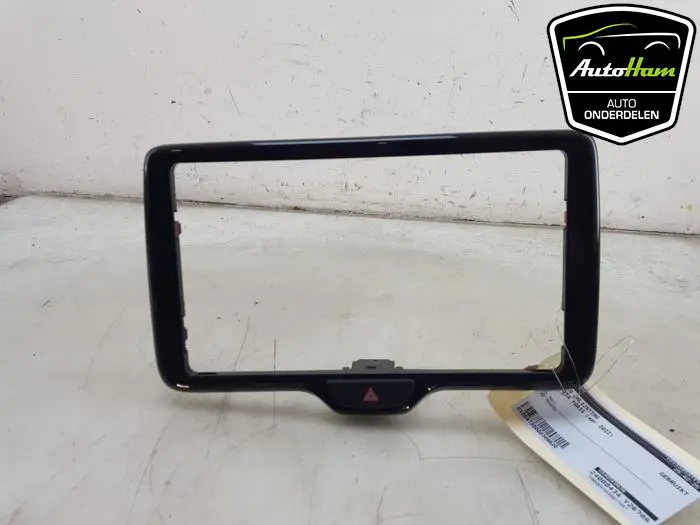 Radio omlijsting Toyota Yaris