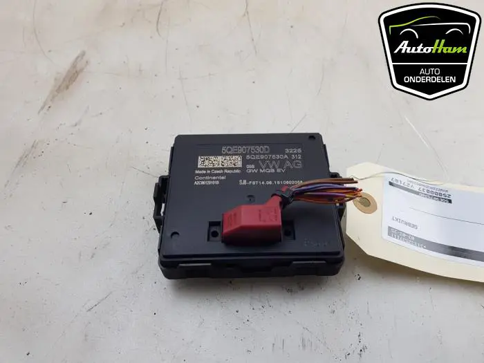 Gateway module Volkswagen Golf