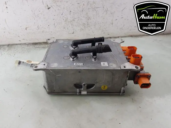 Acculader Volkswagen Golf