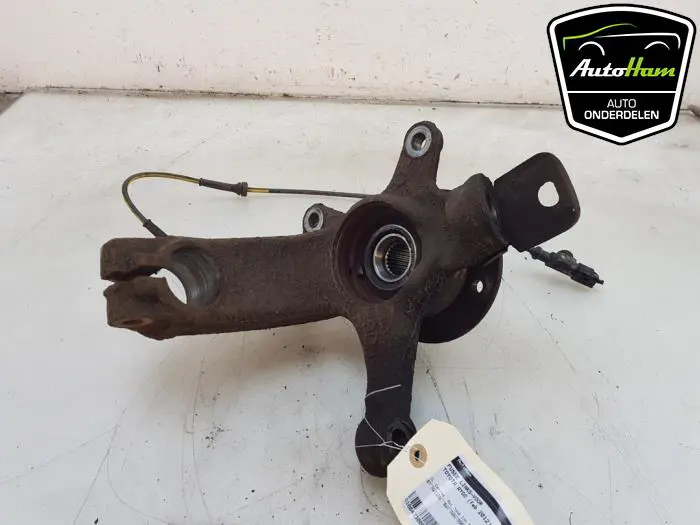 Fusee links-voor Toyota Aygo