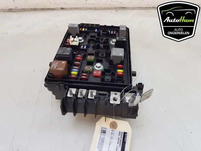 Zekeringkast Opel Astra