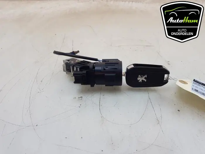 Kontaktslot+Sleutel Peugeot 208