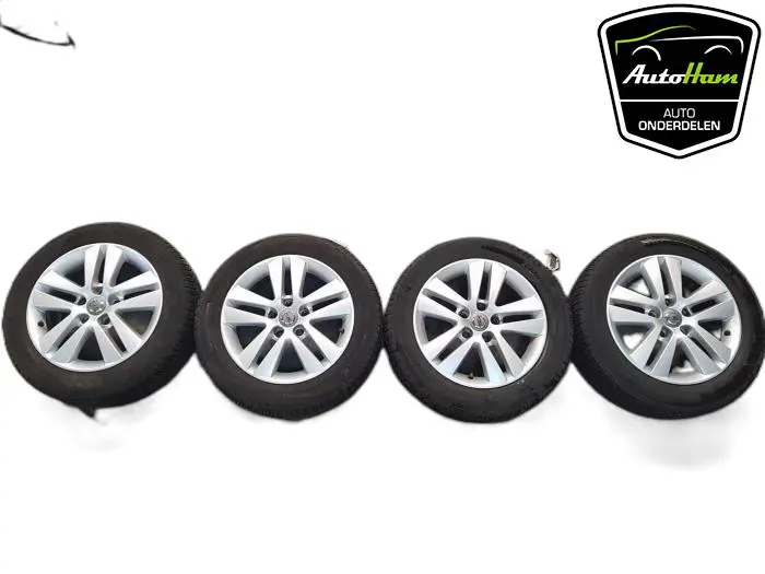 Sportvelgenset + banden Opel Meriva