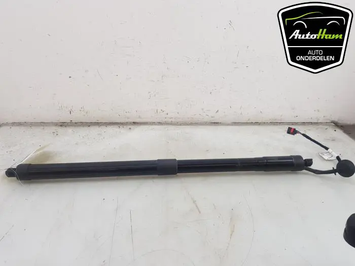 Achterklep motor Volvo XC40
