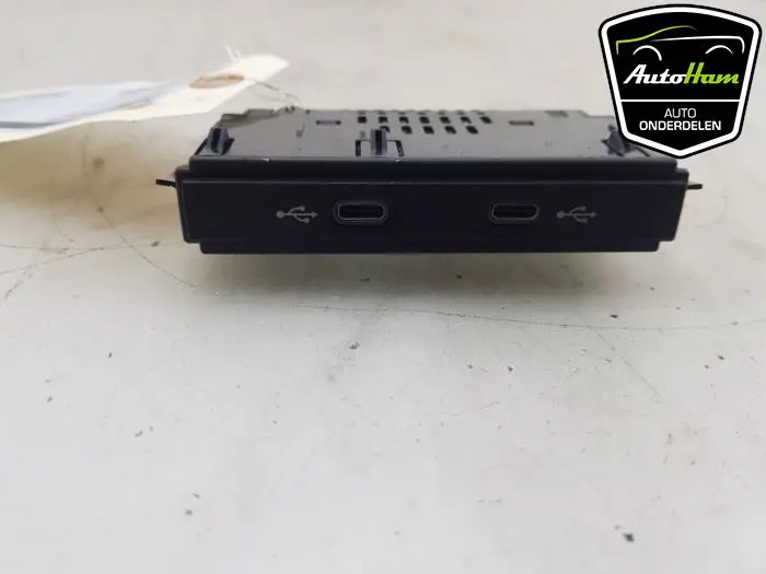 AUX/USB aansluiting Volkswagen Golf