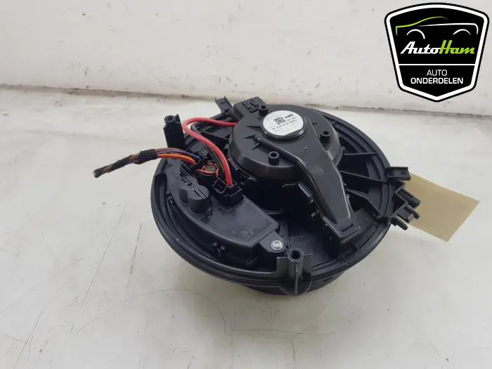 Kachel Ventilatiemotor Volkswagen Golf