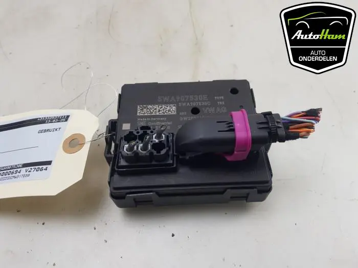 Gateway module Volkswagen Golf