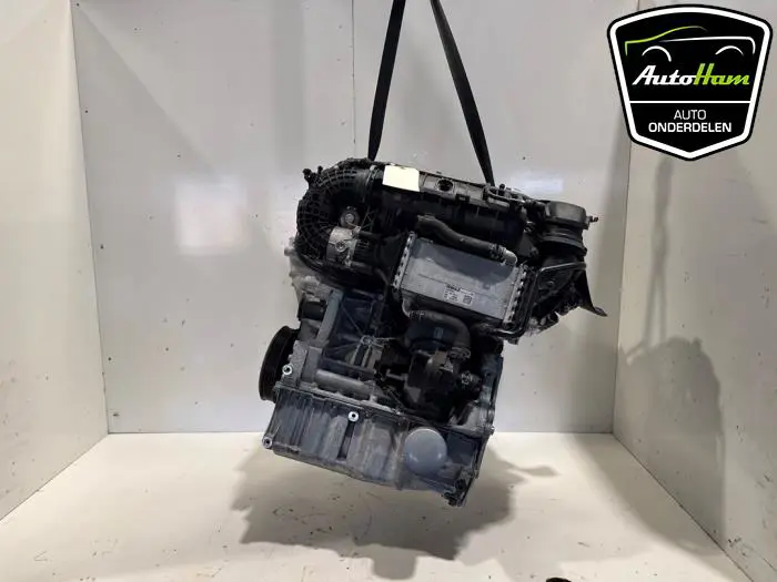 Motor Volkswagen Golf