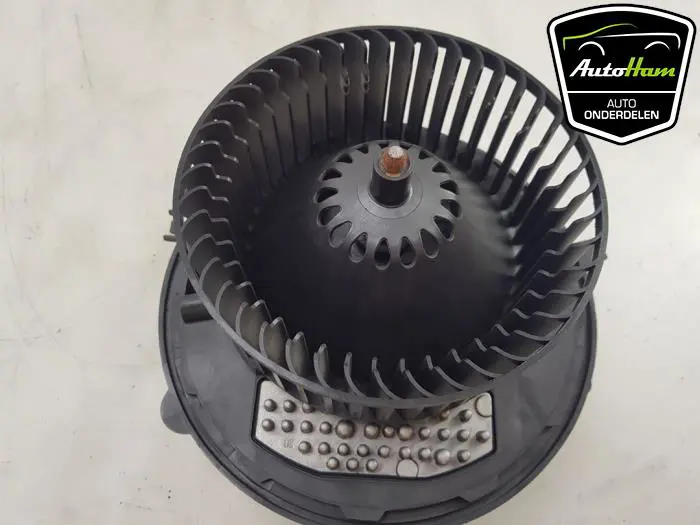 Kachel Ventilatiemotor Volkswagen Golf