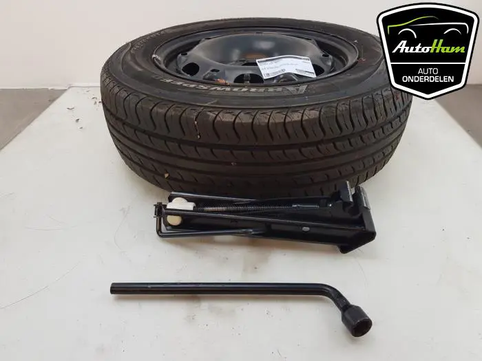 Krikset + reservewiel Volkswagen Polo