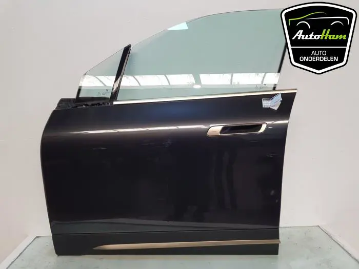 Portier 4Deurs links-voor BMW IX
