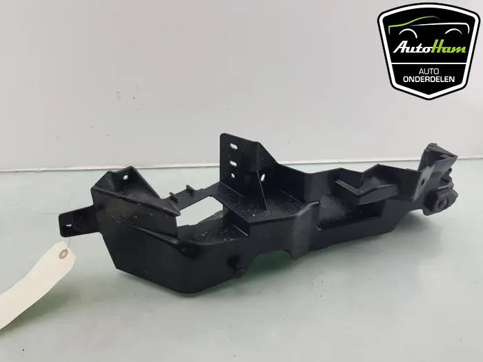 Koplampframe links BMW IX