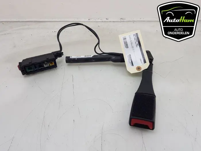 Gordelspanner links Opel Corsa